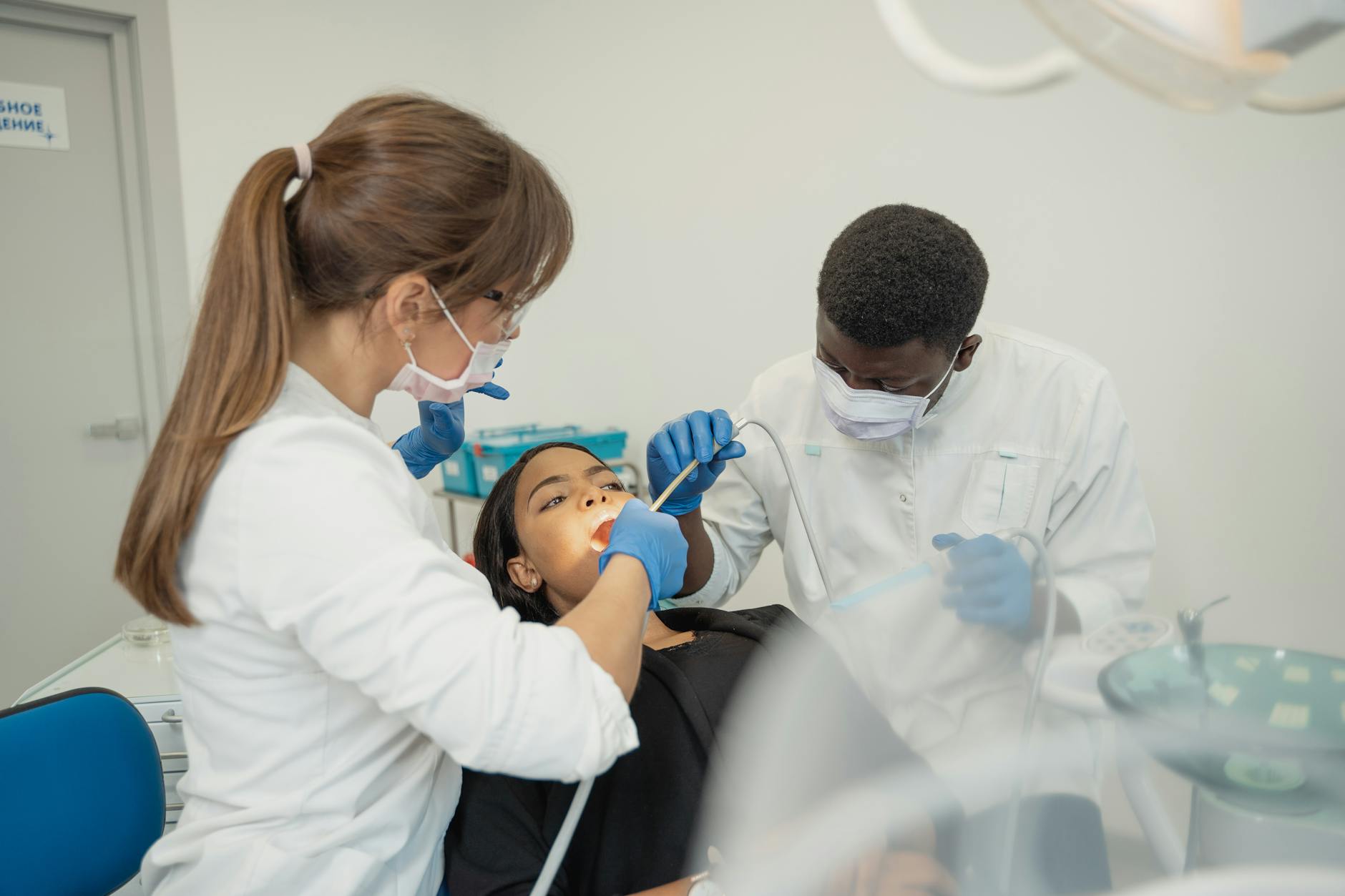 Comprehensive dental services at Smile Dental Center Miami