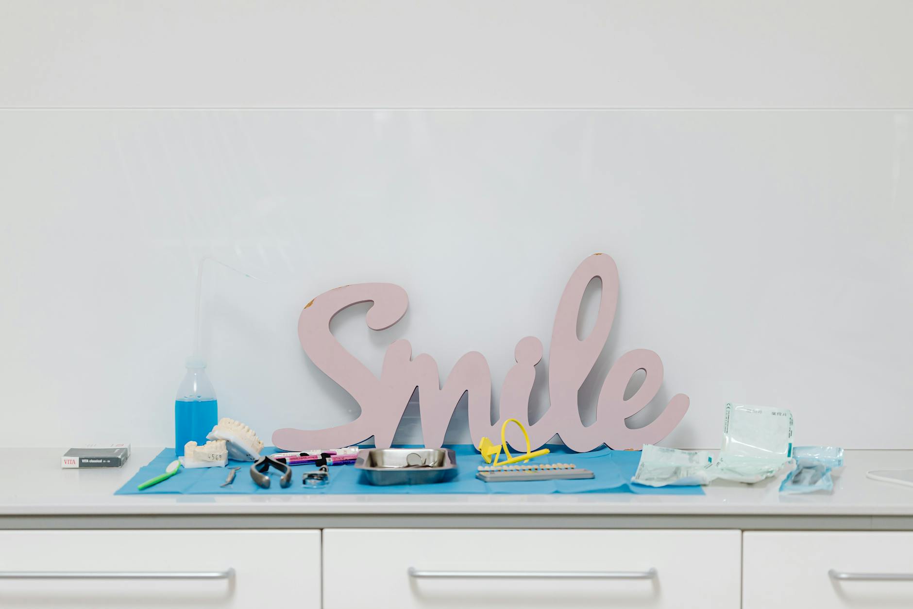 Save on dental implant costs with Medellín dental tourism